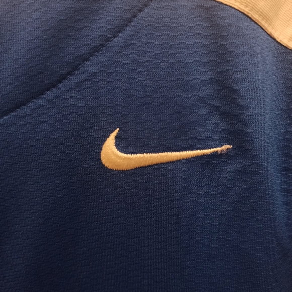 Nike Lakers jersey - Picture 4 of 9